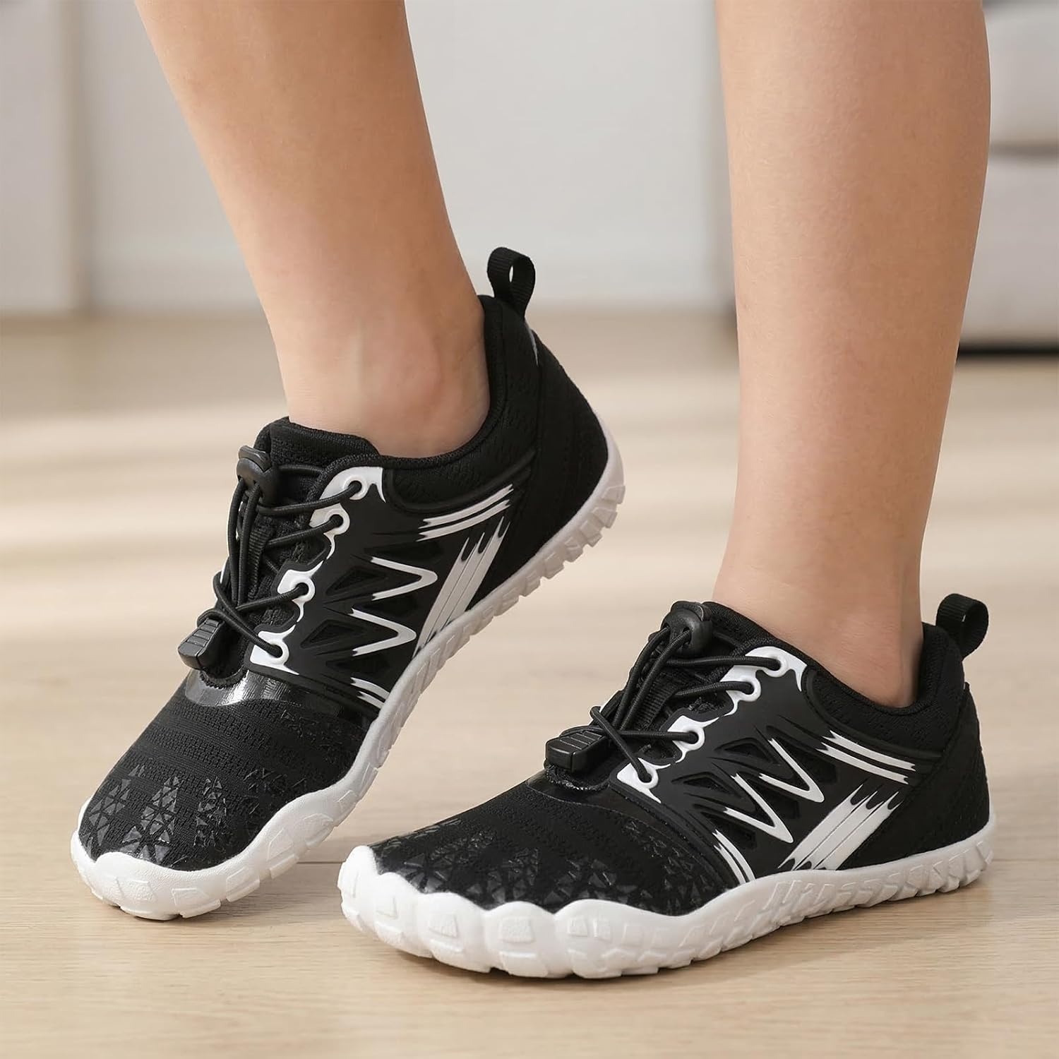 image:imageLRUN Kids Water Shoes Quick Dry Boys Girls Barefoot Shoes for Beach Pool Sand NonSlip Outdoor Athletic Walking SneakerBlack White