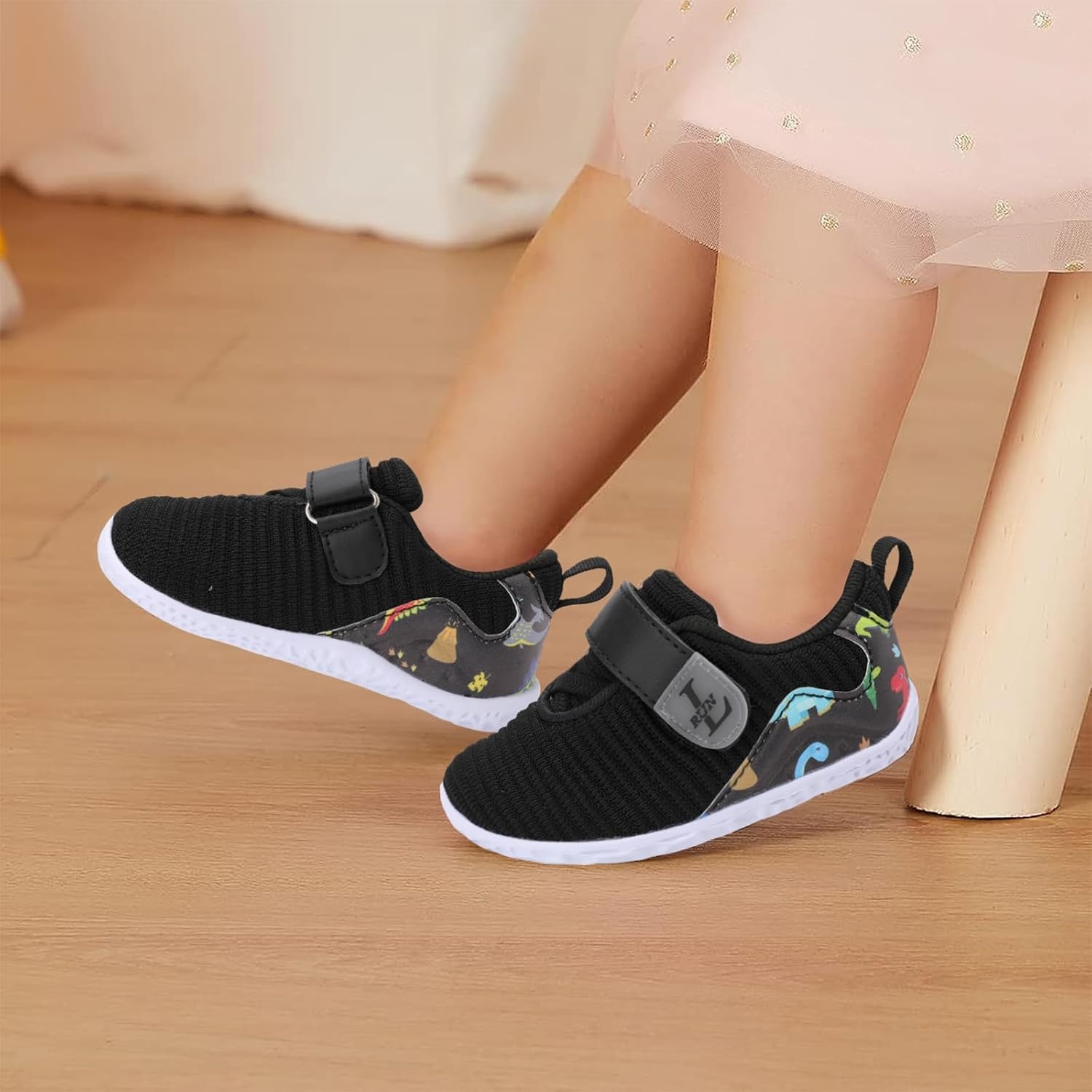 image:imageLRUN Toddler Barefoot Shoes Wide Toe Box amp ZeroDrop Sneakers for Boys amp Girls Lightweight Walking amp Running Shoes for Indoor amp Outdoor PlayBlack